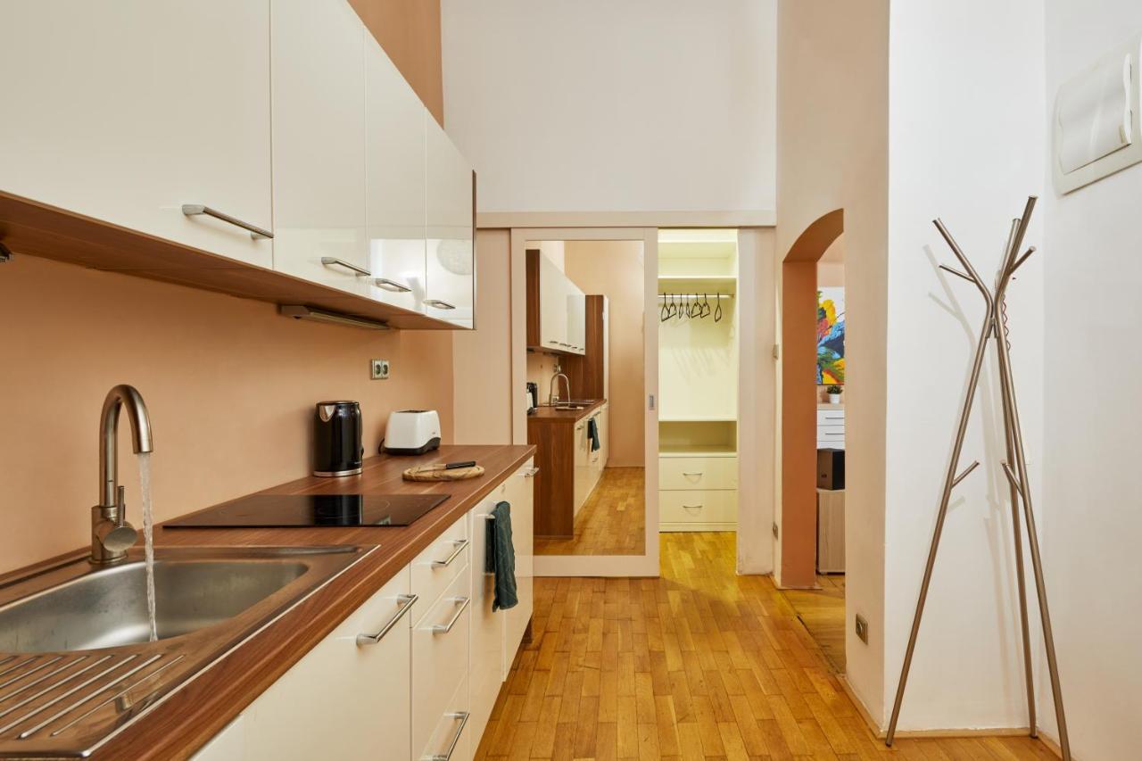 Prague Days - Cozy Flat In The Old Town Apartment Екстериор снимка