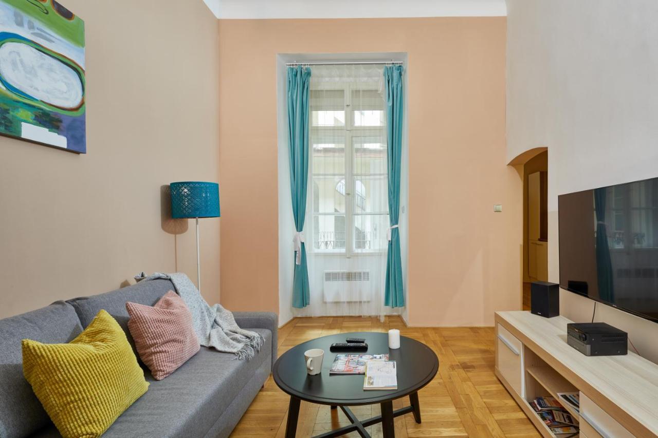 Prague Days - Cozy Flat In The Old Town Apartment Екстериор снимка